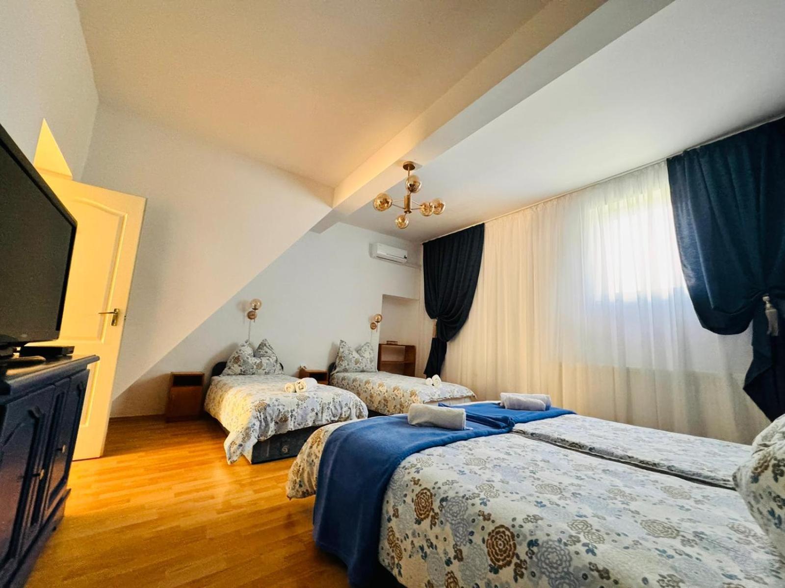 Hotel Pensiunea Schwartzy Makó Zewnętrze zdjęcie